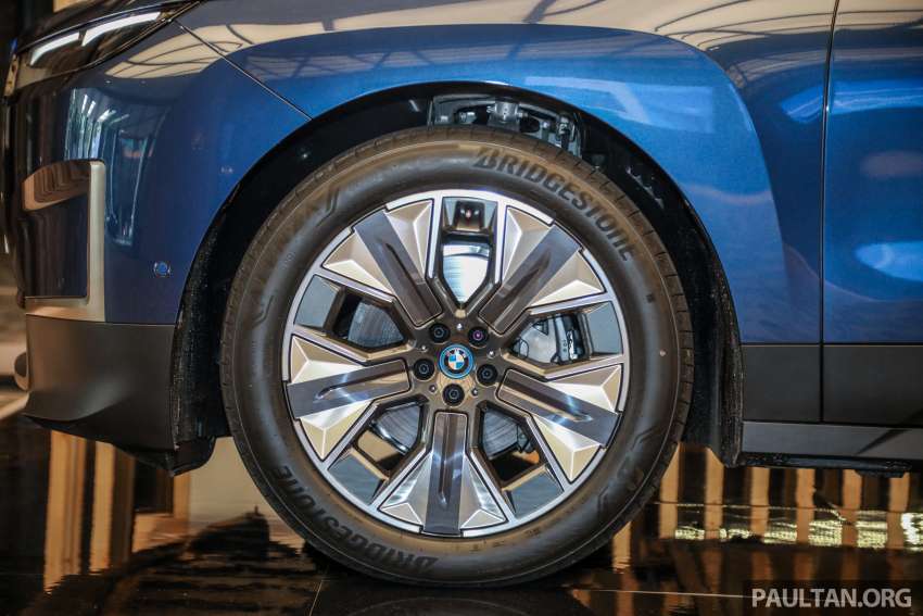 GALLERY: BMW iX xDrive40 in Malaysia – EV SUV with 322 hp, 630 Nm, 425 km range; priced from RM420k 1389215