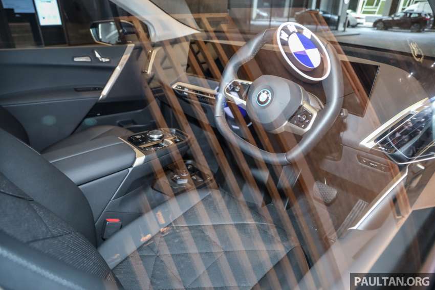 GALLERY: BMW iX xDrive40 in Malaysia – EV SUV with 322 hp, 630 Nm, 425 km range; priced from RM420k 1389227