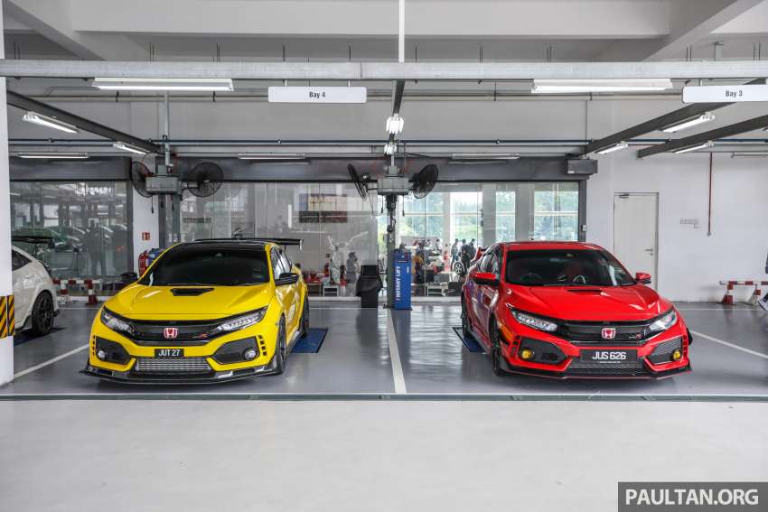Honda Type R Exhibition at Ban Lee Heng Motor in Melaka – from the EK9 to the FK8; owners take part too 1395074