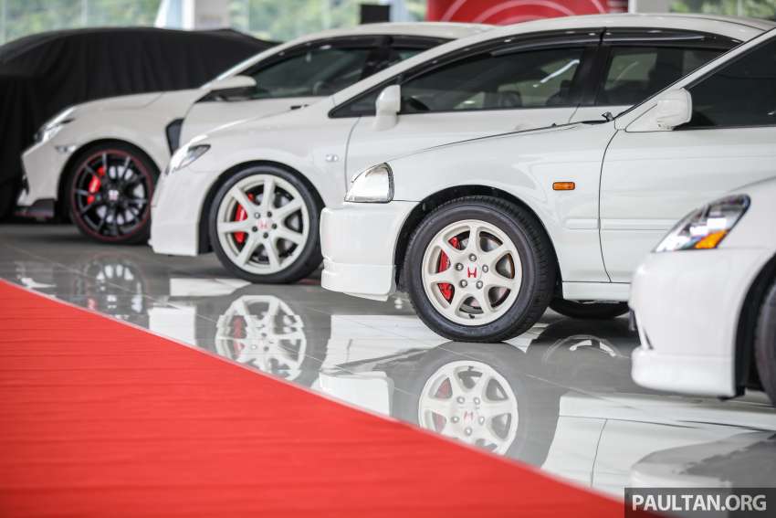 Honda Type R Exhibition at Ban Lee Heng Motor in Melaka – from the EK9 to the FK8; owners take part too 1395212