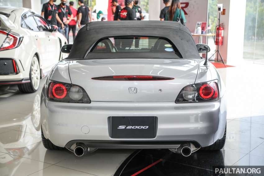 Honda Type R Exhibition at Ban Lee Heng Motor in Melaka – from the EK9 to the FK8; owners take part too 1395101
