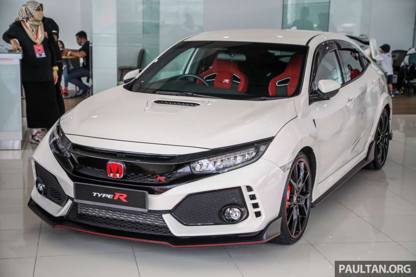 Honda Type R Exhibition at Ban Lee Heng Motor in Melaka – from the EK9 to the FK8; owners take part too 1395125