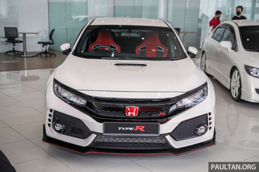 Honda Type R Exhibition at Ban Lee Heng Motor in Melaka – from the EK9 to the FK8; owners take part too 1395127