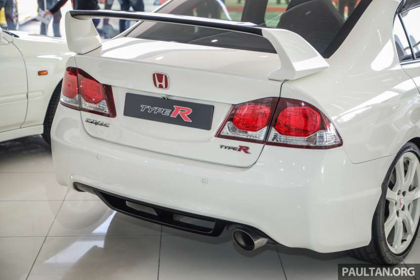 Honda Type R Exhibition at Ban Lee Heng Motor in Melaka – from the EK9 to the FK8; owners take part too 1395144