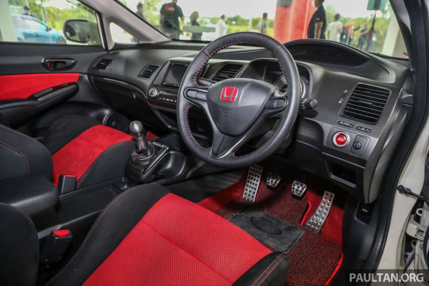 Honda Type R Exhibition at Ban Lee Heng Motor in Melaka – from the EK9 to the FK8; owners take part too 1395146