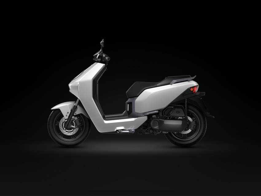 EICMA 2021: Niu shows YQi hybrid, MQI GT e-scooters Image #1386316