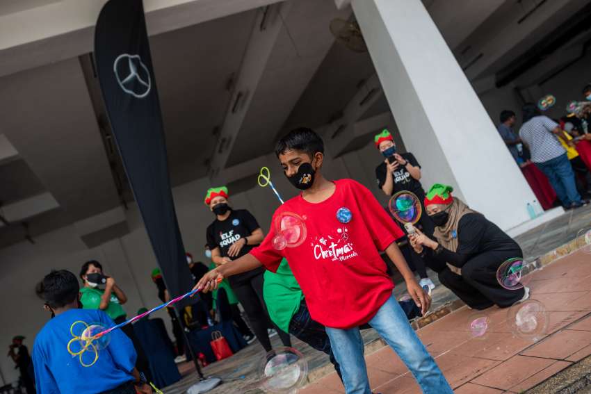Mercedes-Benz Malaysia and Nicol David Organisation host Christmas in a Shoebox for Rumah KIDS children 1394089