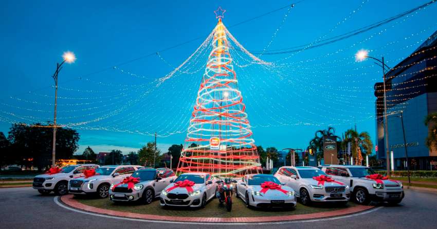 Sime Darby Motors City in Ara Damansara celebrates Christmas with lavish décor, new car launches, charity 1387413