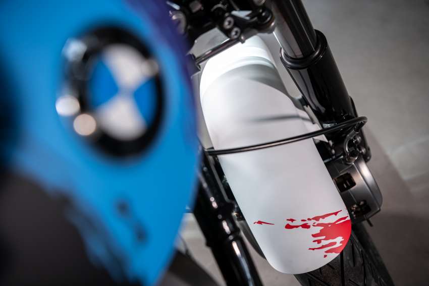 BMW Motorrad shows R18 M and R18 Aurora customs Image #1406029