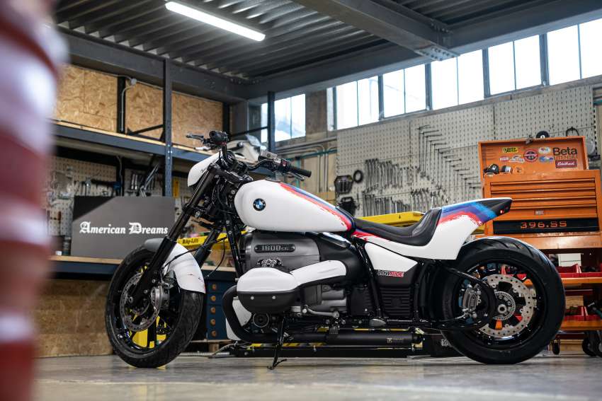 BMW Motorrad shows R18 M and R18 Aurora customs Image #1406069