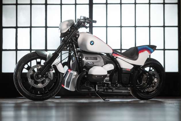 BMW Motorrad shows R18 M and R18 Aurora customs