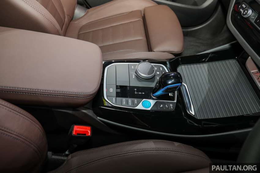 2022 BMW iX3 M Sport in Malaysia – from RM307,160 Image #1405561