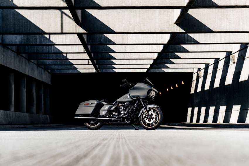 2022 Harley-Davidson Road Glide ST and Street Glide ST tourers – with Milwaukee-Eight 117, 105 hp, 168 Nm 1410371