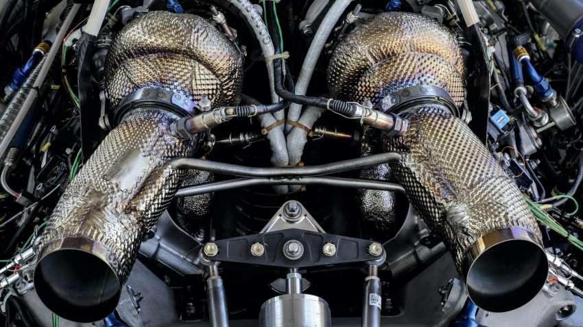 Porsche Le Mans Daytona hybrid prototype begins active testing –  twin-turbo V8 engine confirmed 1411278