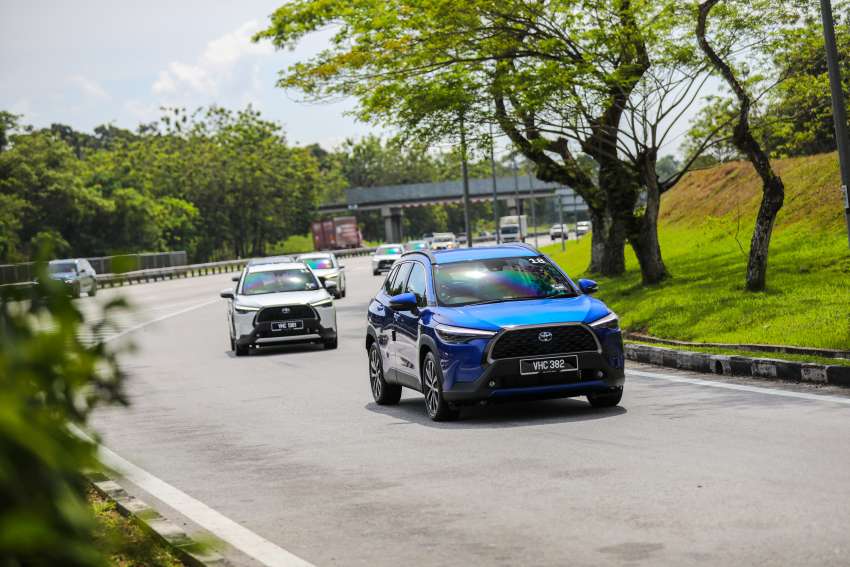 Toyota Corolla Cross Hybrid launched in Malaysia – petrol-electric joins new CKD range; RM123k-RM137k 1406406