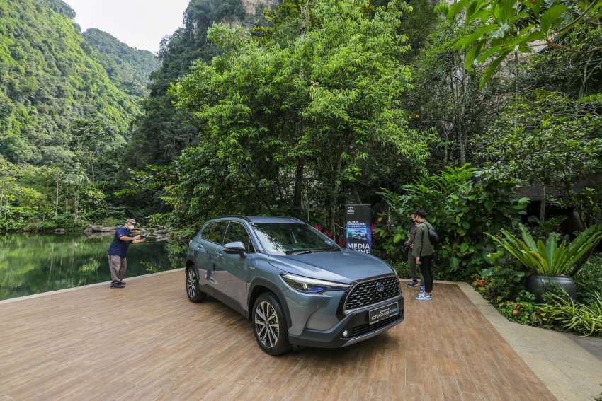 Toyota Corolla Cross Hybrid launched in Malaysia – petrol-electric joins new CKD range; RM123k-RM137k 1406412