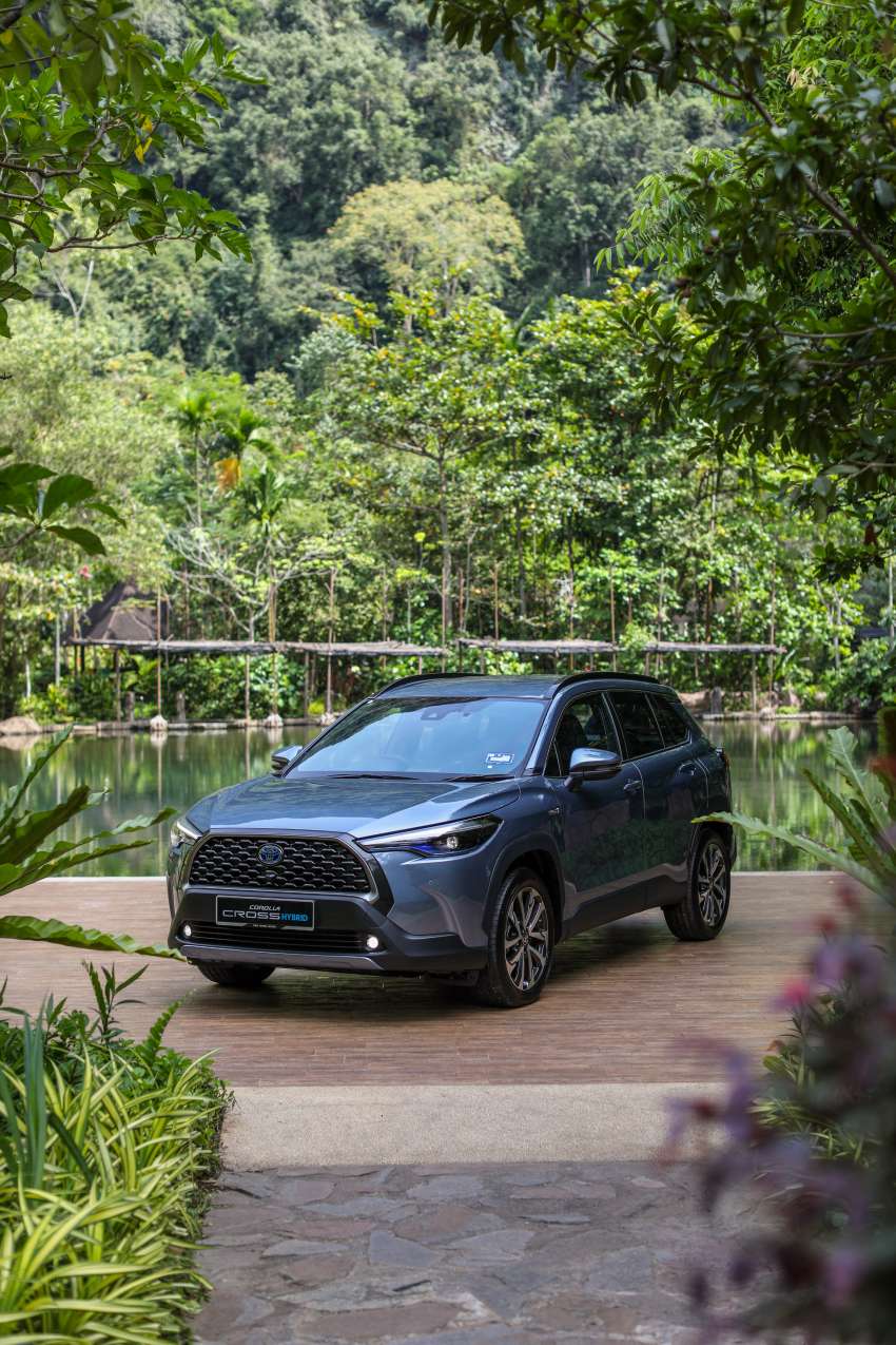 Toyota Corolla Cross Hybrid launched in Malaysia – petrol-electric joins new CKD range; RM123k-RM137k Image #1406415