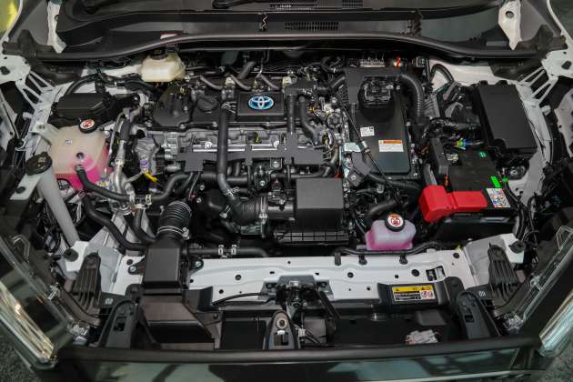 Toyota Corolla Cross 1.8 Hybrid CKD dilancar di M’sia bersama varian 1.8G, 1.8V CKD, dari RM123k-RM137k