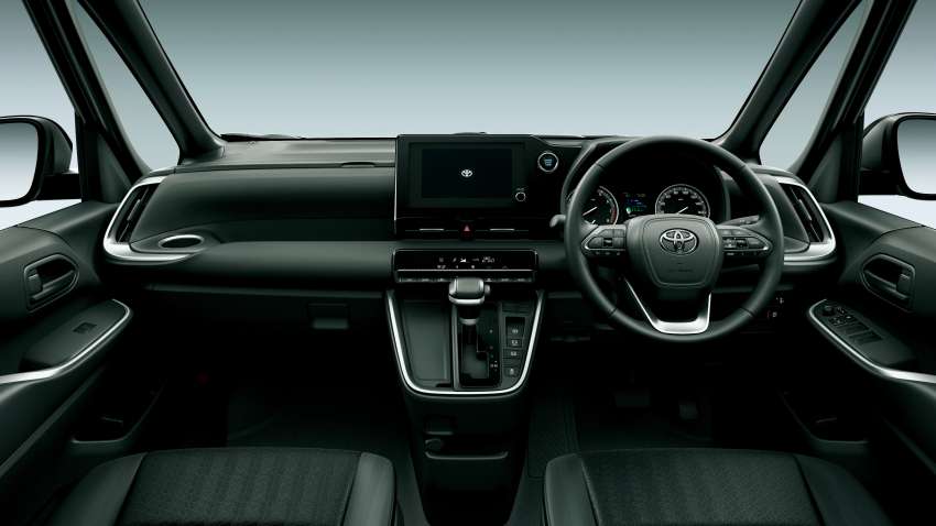 Toyota Noah dan Voxy 2022 didedahkan – harga mula RM97k di Jepun, lebih luas, 7-8 tempat duduk, TNGA 1404742