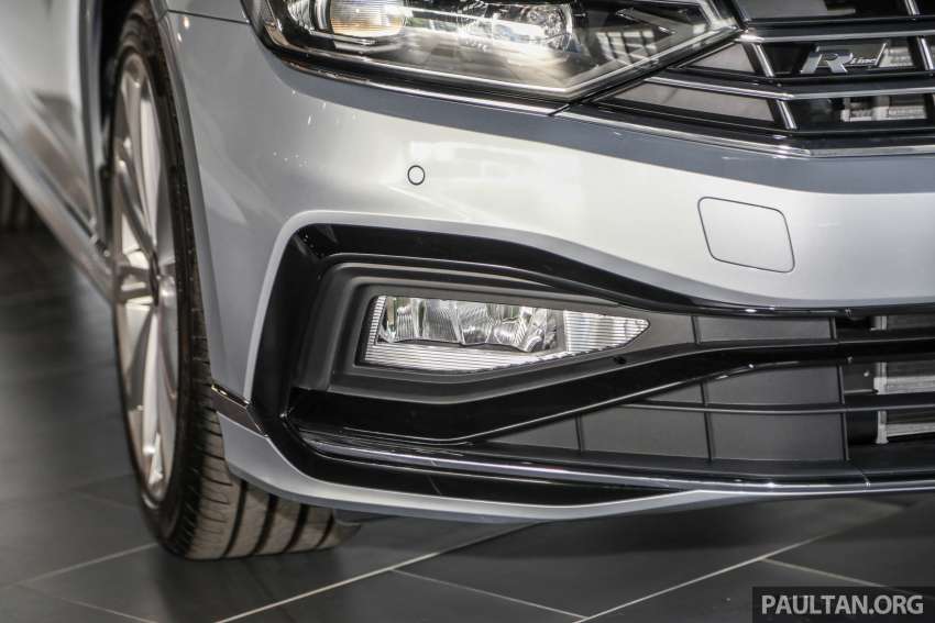 GALERI: Volkswagen Passat R-Line 2022 di M’sia — 220 PS/350 Nm, 6-DCT, Harman Kardon, dari RM213k 1406781