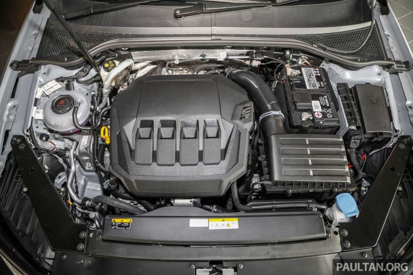 GALERI: Volkswagen Passat R-Line 2022 di M’sia — 220 PS/350 Nm, 6-DCT, Harman Kardon, dari RM213k 1406803