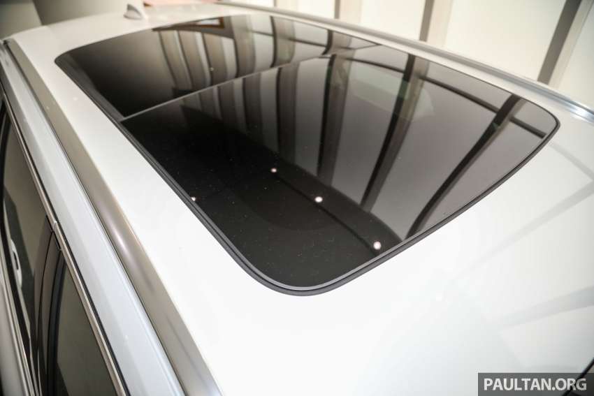 2022 Volvo V60 Recharge T8 Inscription in Malaysian showroom – plug-in hybrid wagon priced at RM287k Image #1403011