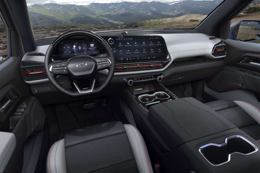 Chevrolet Silverado EV – 640 km range with 350 kW DC charging, 664 hp/1,057 Nm; with Multi-Flex Midgate 1400829