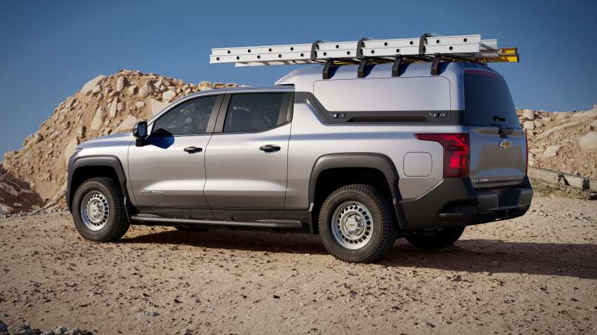 Chevrolet Silverado EV – 640 km range with 350 kW DC charging, 664 hp/1,057 Nm; with Multi-Flex Midgate 1400868