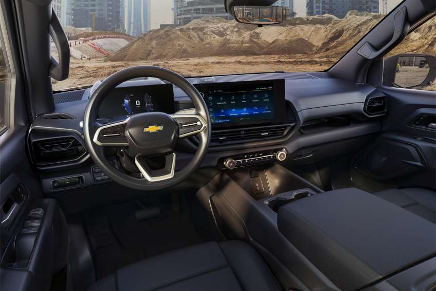 Chevrolet Silverado EV – 640 km range with 350 kW DC charging, 664 hp/1,057 Nm; with Multi-Flex Midgate 1400870