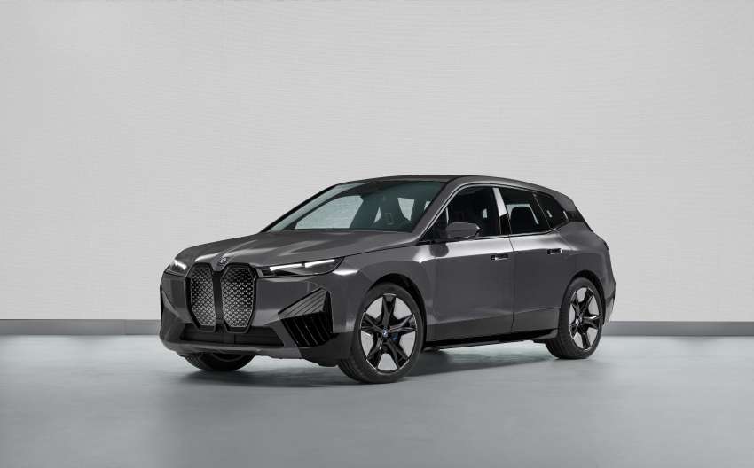 BMW tunjuk teknologi tukar warna badan sekelip mata Image #1400752