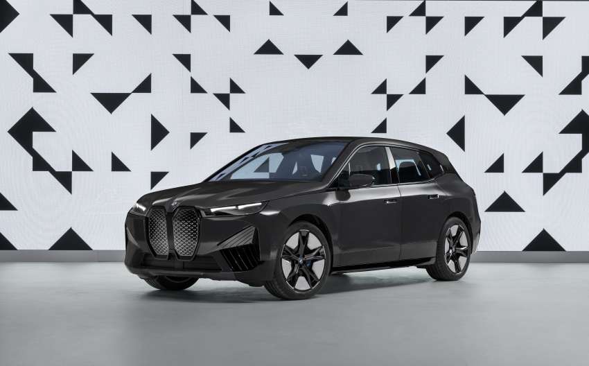 BMW tunjuk teknologi tukar warna badan sekelip mata Image #1400768
