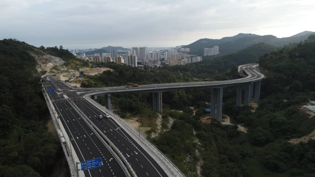 Ambil masa 6 tahun untuk disiapkan, akhirnya jalanraya tertinggi di Malaysia dibuka