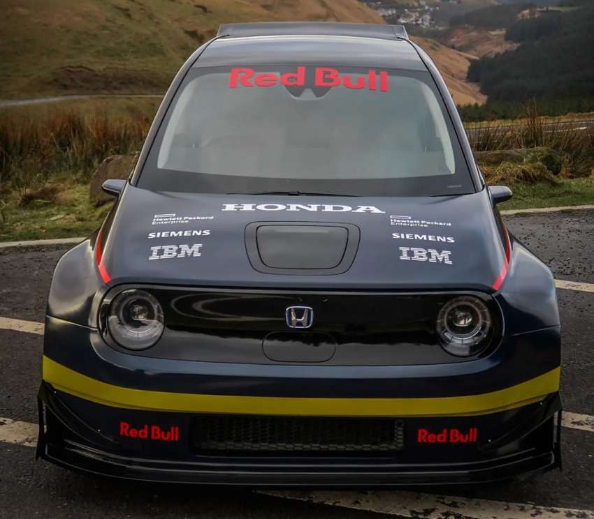 Honda e dengan kit badan lebar dari Innovate Composites – rai pasukan F1 Red Bull Racing Honda 1409530