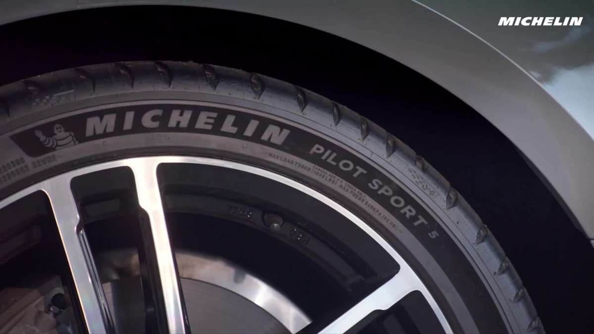 Lancement du Michelin Pilot Sport 5 – Conception de la bande de roulement double sport, meilleures performances durables;  Tailles 17-20″