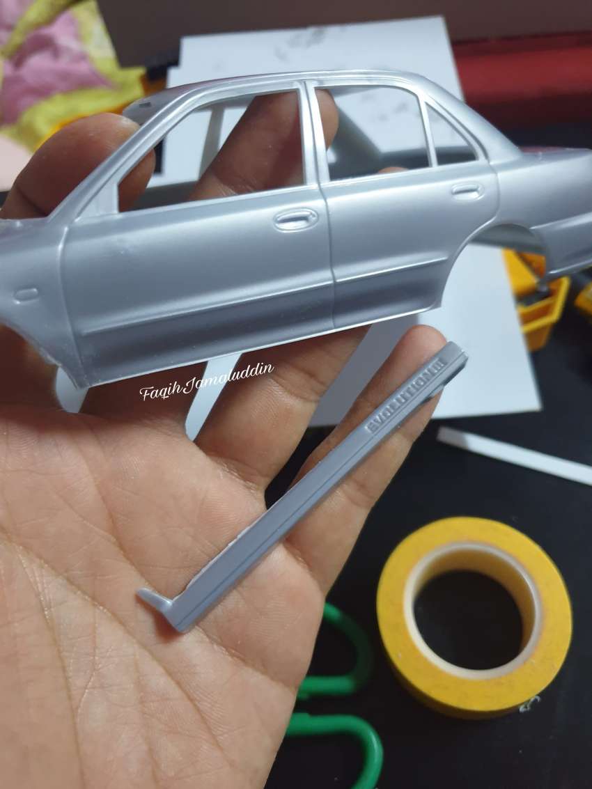 Proton Wira 1.8 DOHC EXi Limited dalam skala 1/24 – hasil kreatif Faqih Jamaludin dari kit Lancer Evo III 1409245