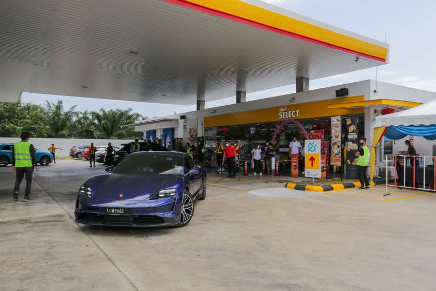 Shell Recharge EV fast charging tested in Malaysia – 180 kW of DC power in a Porsche Taycan in Tangkak! 1409386