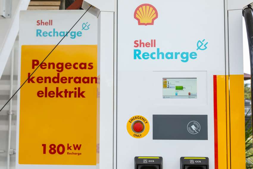 Shell Recharge EV fast charging tested in Malaysia – 180 kW of DC power in a Porsche Taycan in Tangkak! 1409444