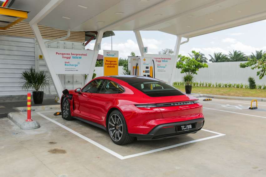 Shell Recharge EV fast charging tested in Malaysia – 180 kW of DC power in a Porsche Taycan in Tangkak! 1409450