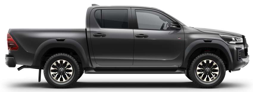 2022 Toyota Hilux GR Sport dual-cab pick-up variant for Europe; limited-slip differential, revised suspension Image #1399638
