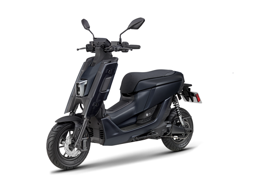 Yamaha EMF dilancar untuk pasaran Taiwan – skuter elektrik 10.3 PS, brek radial empat piston di hadapan 1408455