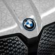 BMW iX Flow – magic wrap changes colour on demand