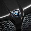 BMW iX Flow – magic wrap changes colour on demand