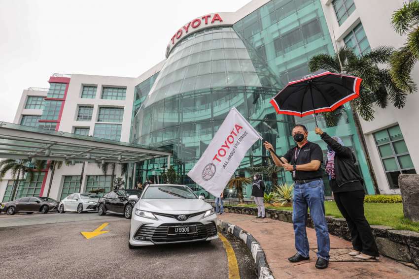 PANDU UJI: Toyota Camry 2.5 V facelift 2022 dengan enjin baharu – pemandu riang, penumpang gembira! 1417072