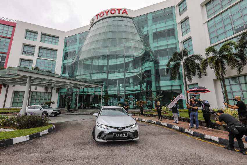 PANDU UJI: Toyota Camry 2.5 V facelift 2022 dengan enjin baharu – pemandu riang, penumpang gembira! 1417077
