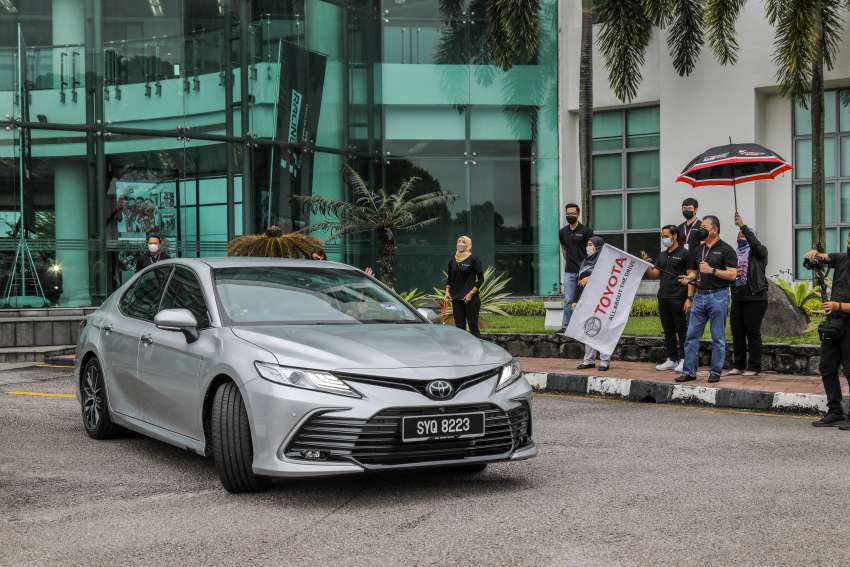 PANDU UJI: Toyota Camry 2.5 V facelift 2022 dengan enjin baharu – pemandu riang, penumpang gembira! 1417079