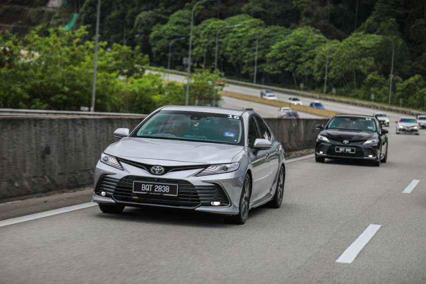 PANDU UJI: Toyota Camry 2.5 V facelift 2022 dengan enjin baharu – pemandu riang, penumpang gembira! 1417131
