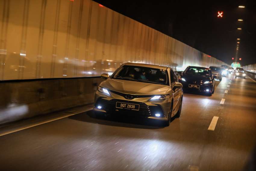 PANDU UJI: Toyota Camry 2.5 V facelift 2022 dengan enjin baharu – pemandu riang, penumpang gembira! 1417138