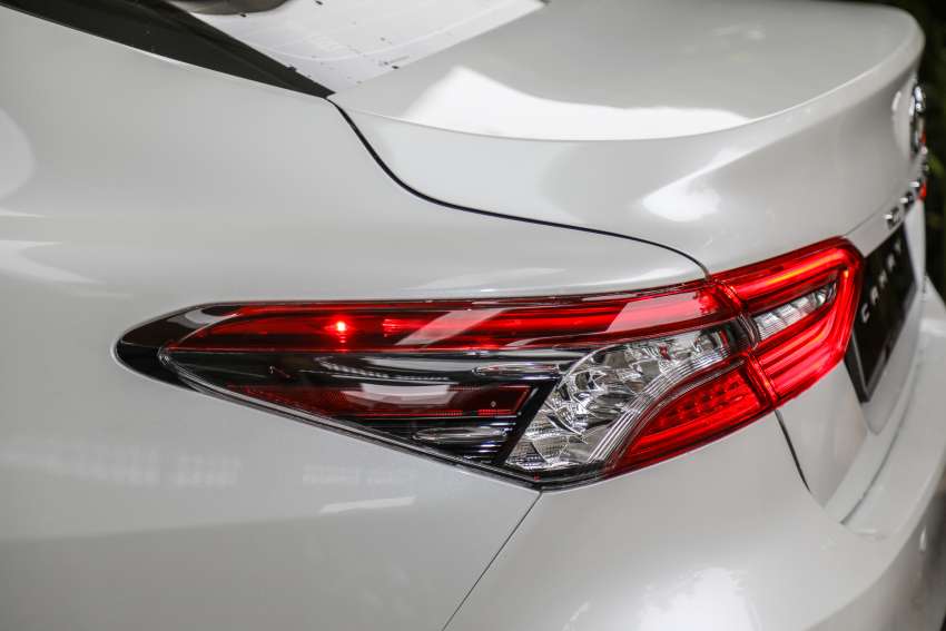 PANDU UJI: Toyota Camry 2.5 V facelift 2022 dengan enjin baharu – pemandu riang, penumpang gembira! 1416980