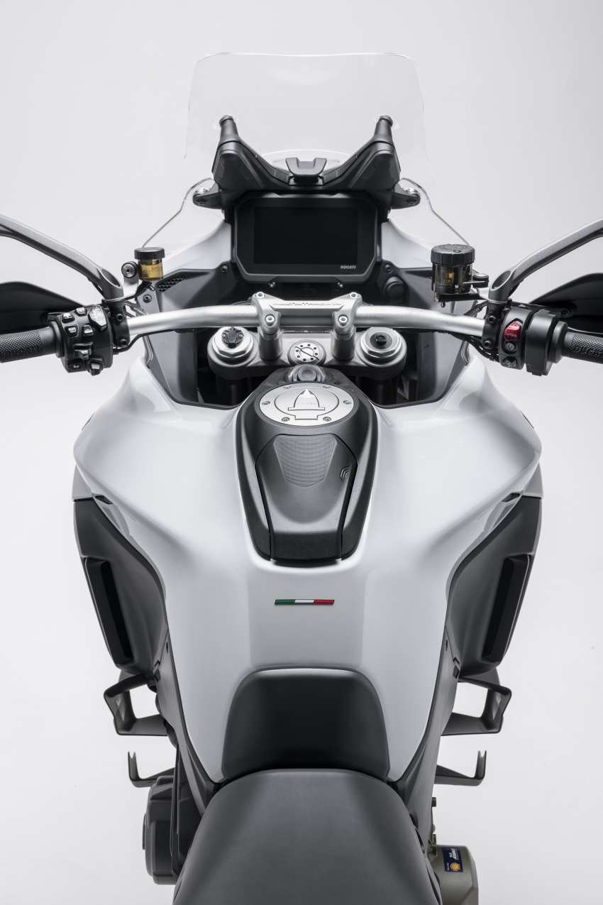 2022 Ducati Multistrada V4S now in Iceberg White colour scheme, with suspension and software updates 1420851