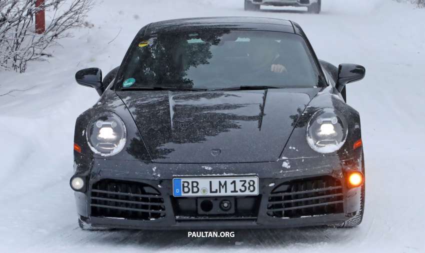 SPYSHOTS: 992 Porsche 911 facelift – Carrera range update to bring back naturally aspirated engine? 1412024